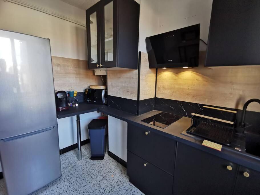 Appartement Tout Confort Refait A Neuf Moulins  Exterior foto